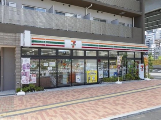 コンビニ　セブンイレブン墨田東駒形1丁目店（コンビニ）まで115m