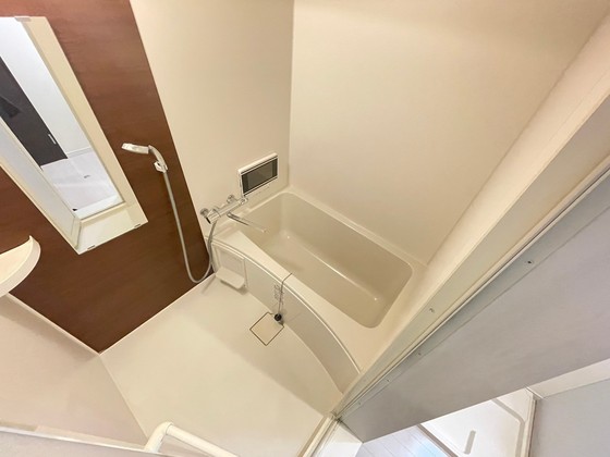 バス・シャワールーム　※別部屋の写真です