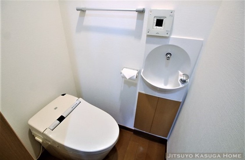 千駄木5丁目戸建てのトイレ写真