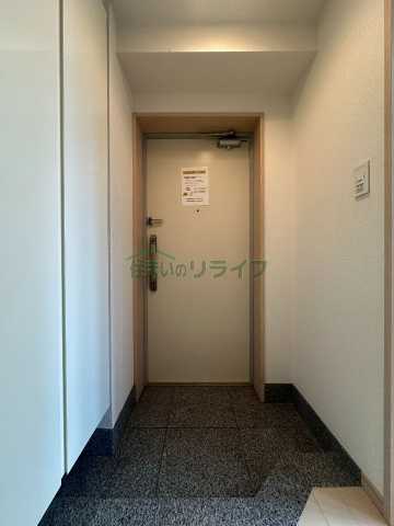 ダイナシティ久我山WESTの玄関写真