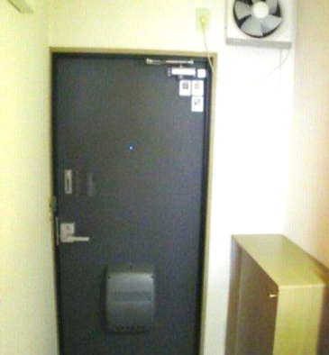 玄関　玄関です。