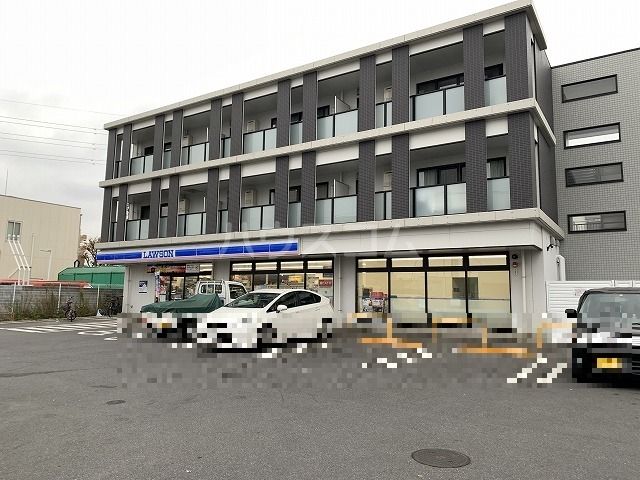 コンビニ　ローソン葛飾奥戸八丁目店（コンビニ）まで546m