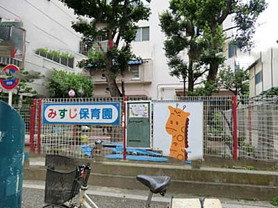 都営大江戸線 蔵前駅 徒歩5分 4階建 築52年の周辺写真