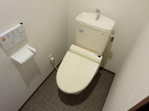 トイレ　トイレ
