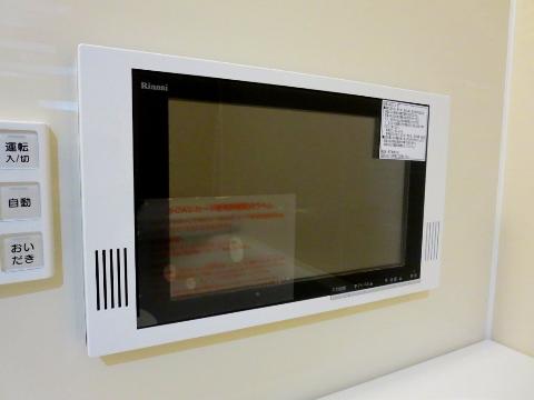 玄関　バスTV