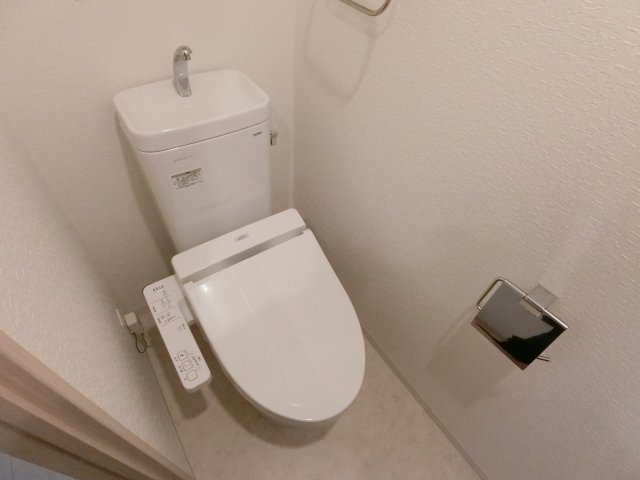 ジュネスIIIのトイレ写真