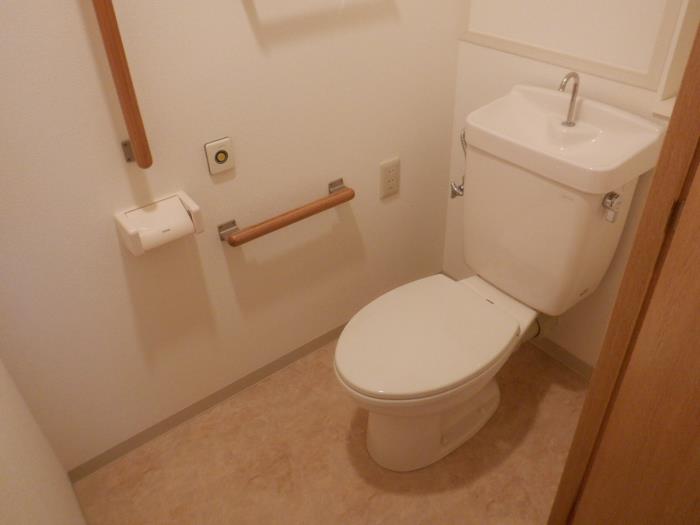 URグリーンヒルズ六甲のトイレ写真