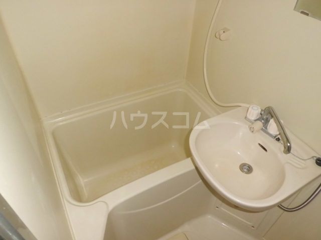 トライアングルの内装写真
