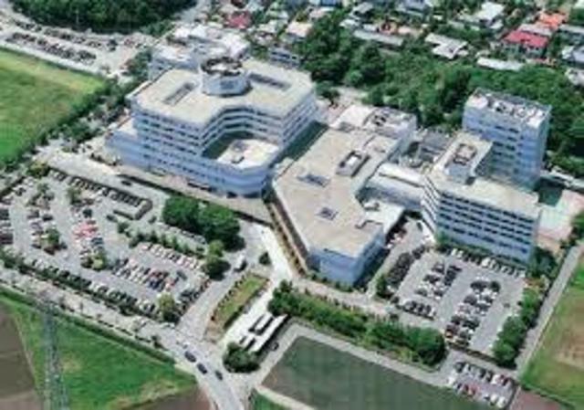 大学・短大　私立東京慈恵会医科大学（大学・短大）まで466m