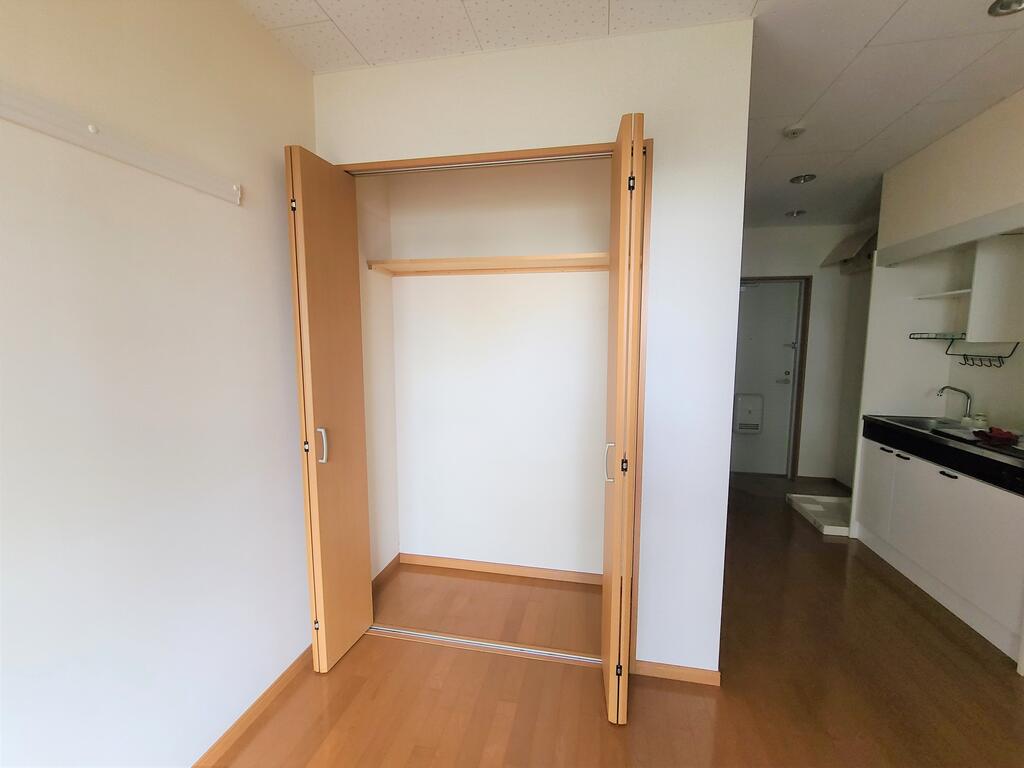ハピネス八千代の内装写真