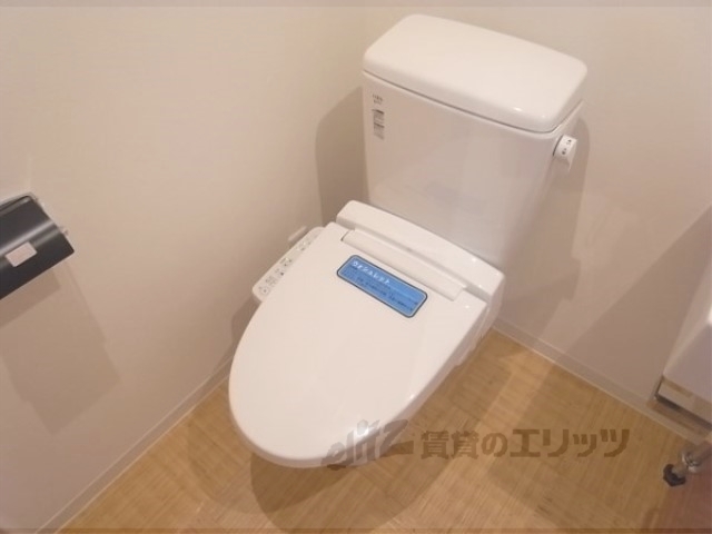 トイレ　洗浄機能付き