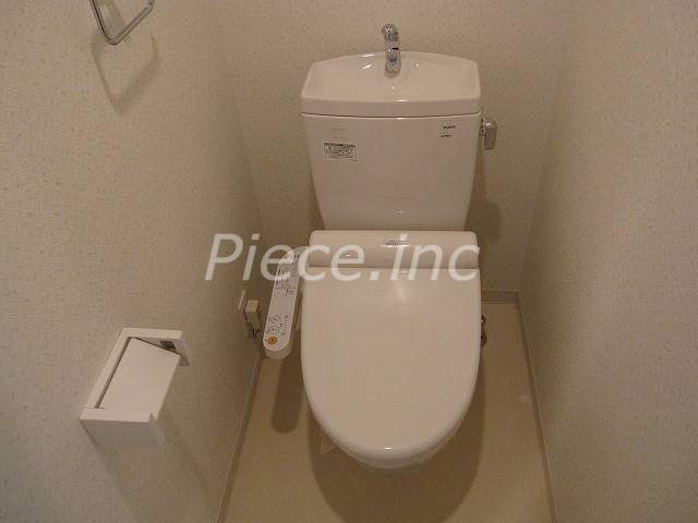 コスモ梅田WESTのトイレ写真