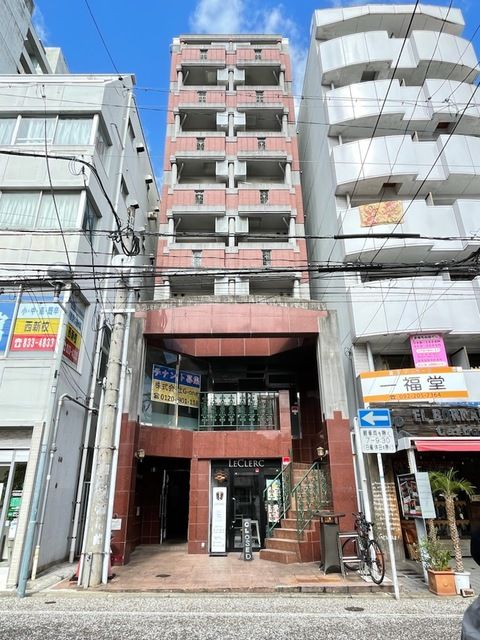 G-ONE西新IIの外観写真