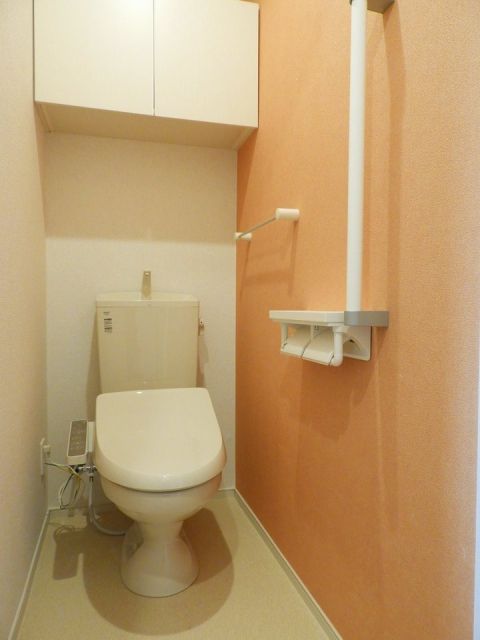 レゾンドIII 古市橋のトイレ写真