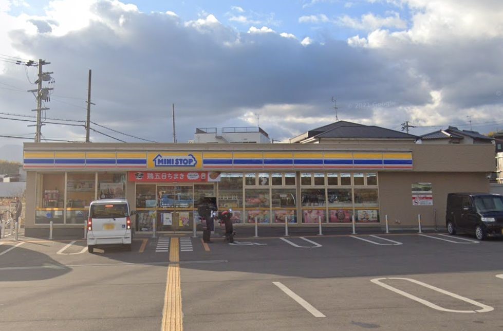 コンビニ　ミニストップ　岸和田尾生町店（コンビニ）まで420m