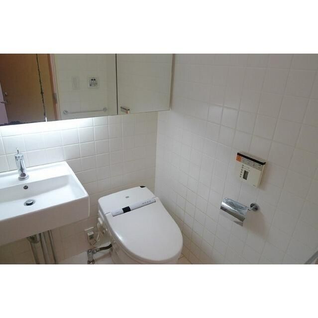 トイレ　コンパクトで使いやすいトイレです