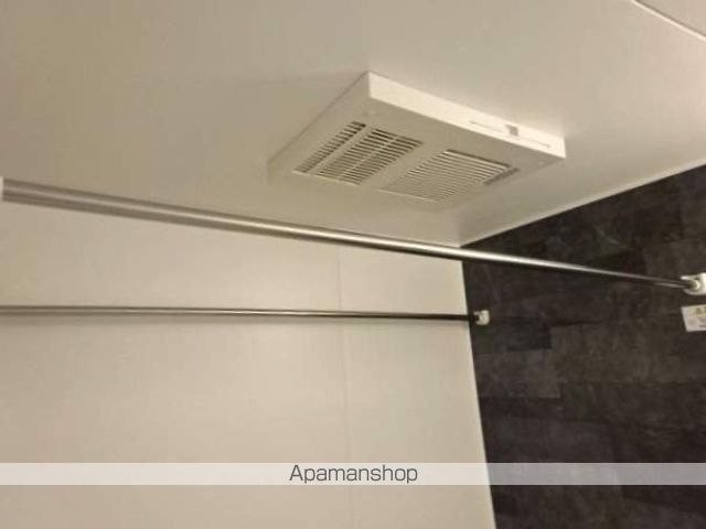 ＪＲ鹿児島本線 南福岡駅 徒歩15分 5階建 築3年のトイレ写真