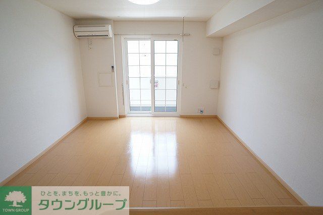 東武伊勢崎線 韮川駅 2階建 築17年の居間写真