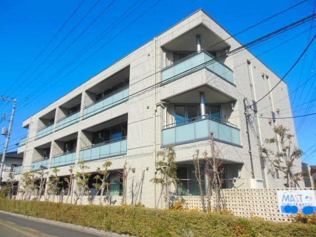 建物外観　日当たり良好！緑も多くていう事なしです