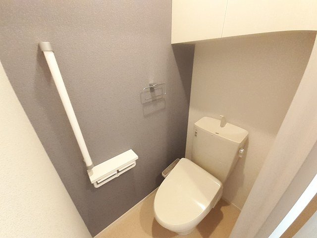 トイレ　ゆったりとした空間のトイレです