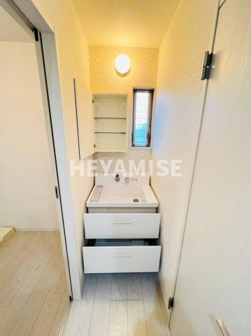 洗面設備　別の建物・同間取りの写真※現況を優先します※