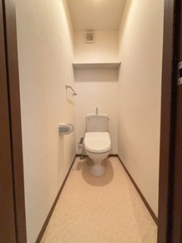 トイレ　別号室の画像です。ご参考下さい