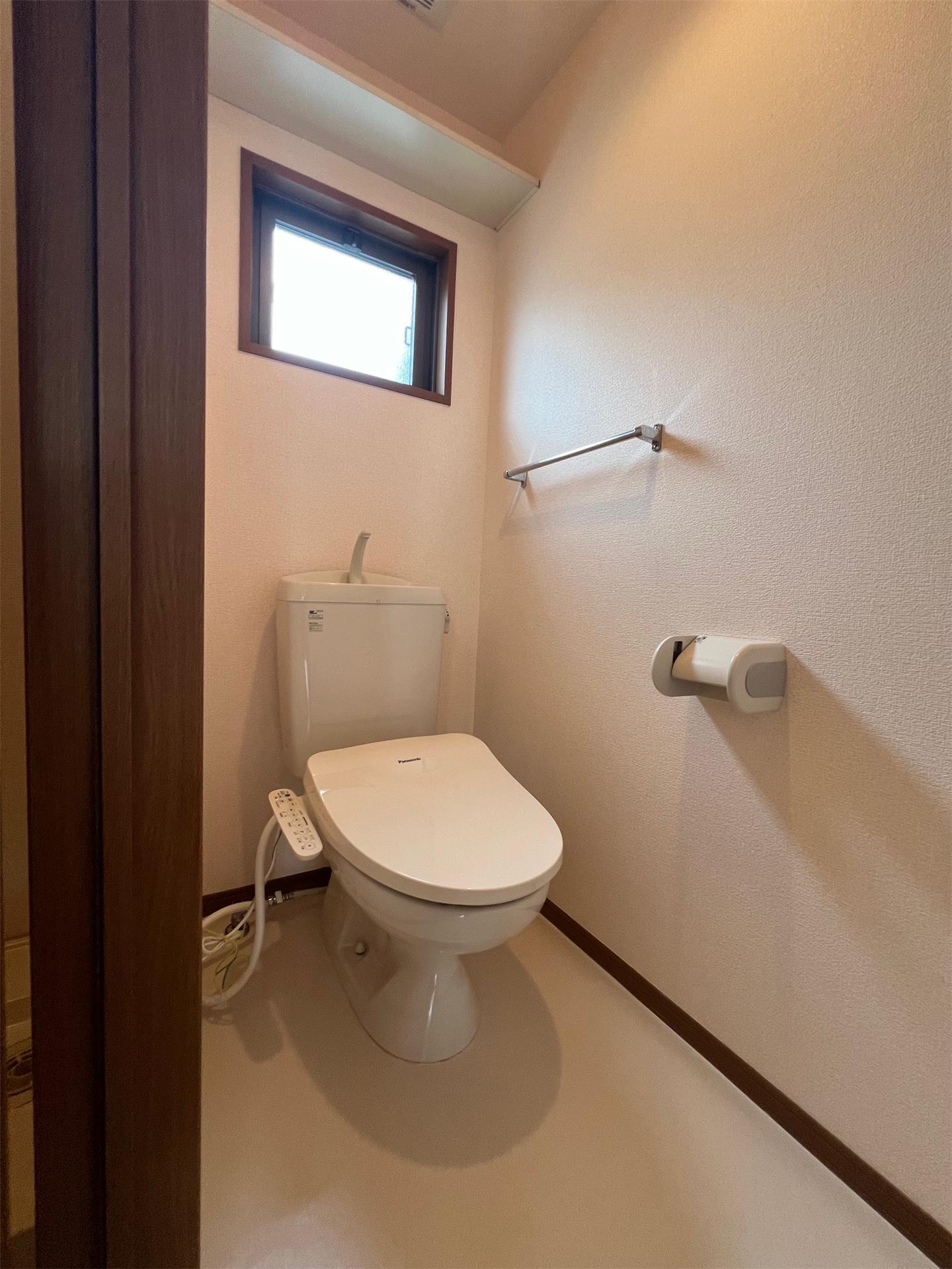 センチュリ-ガ-デンのトイレ写真