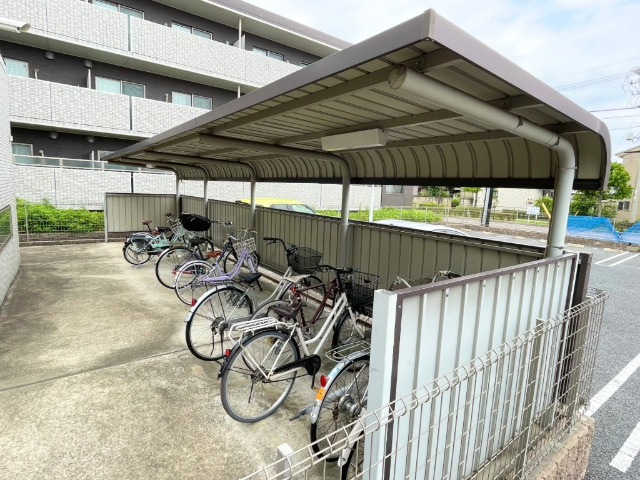 駐車場　駐輪場