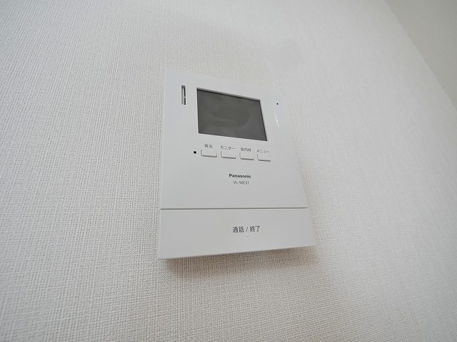 セキュリティ　モニター付きインターホン完備
