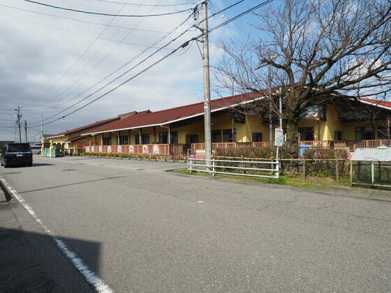 幼稚園・保育園　鵜坂保育園（幼稚園・保育園）まで398m