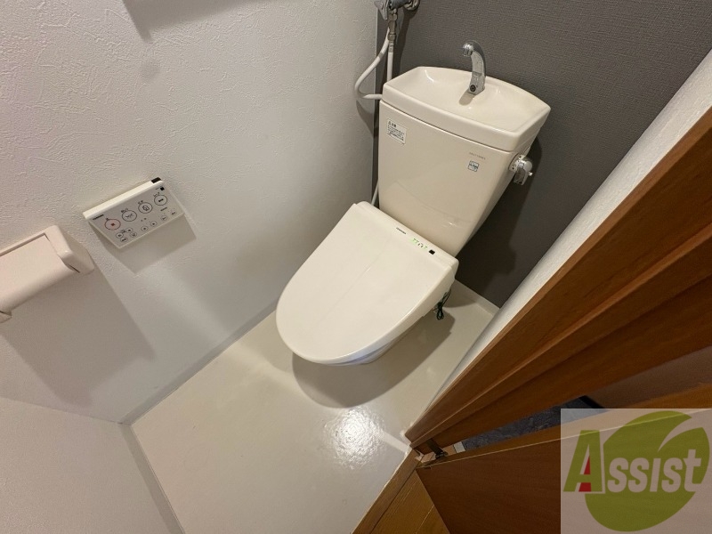 トイレ　トイレです。ウォシュレット付を探している方、おすすめです！