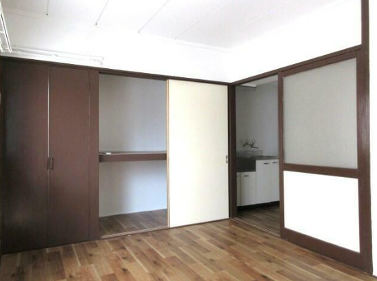 居室・リビング　5.4帖のお部屋です。