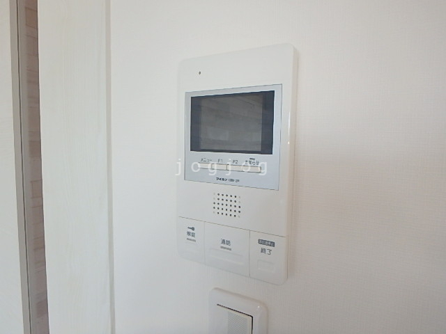 セキュリティ　モニター付きインターホンで来客確認も安心です！
