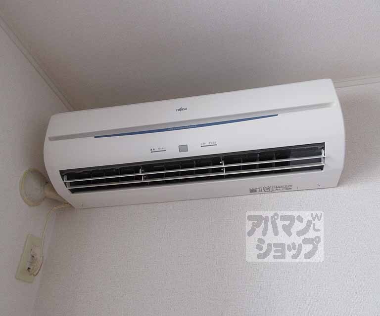 その他設備　リビングにはエアコン完備・