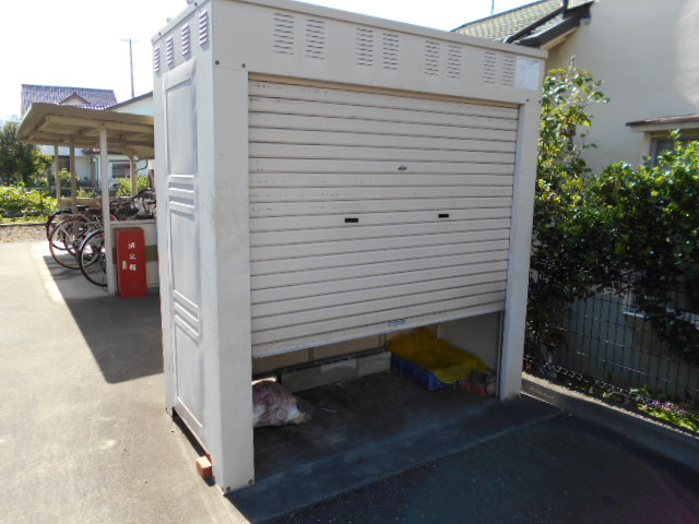 その他共有部分　ゴミの敷地内収集場所（業者回収）