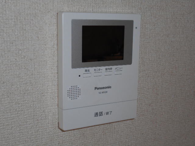 セキュリティ　カラーＴＶモニター付インターホン完備