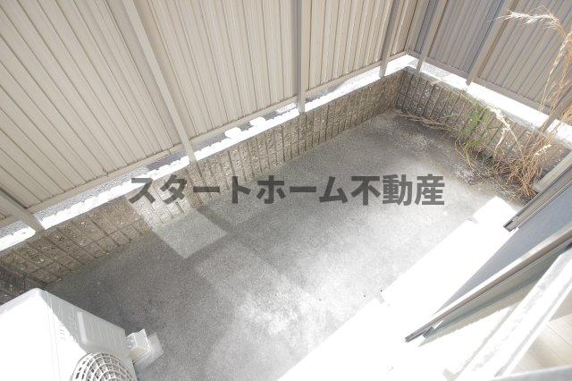 その他部屋・スペース　広くて明るい寝室