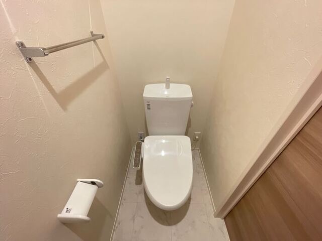 ファーストステージ江木のトイレ写真