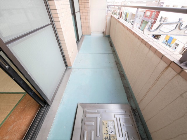 ＪＲ大阪環状線 弁天町駅 徒歩10分 7階建 築42年の内装写真