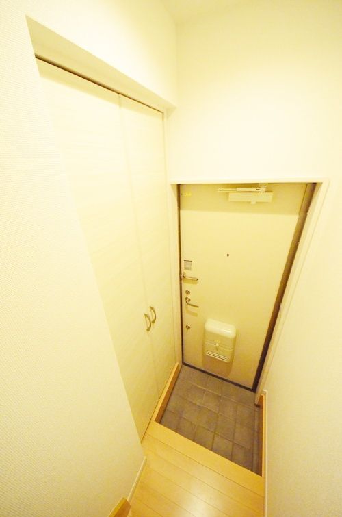 玄関　設備
