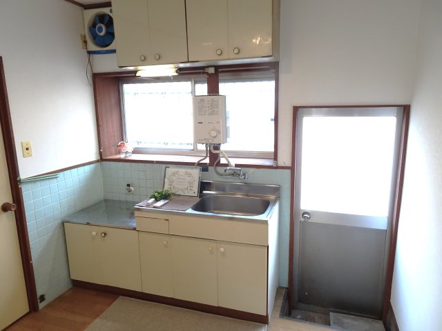 大野町戸建のキッチン写真