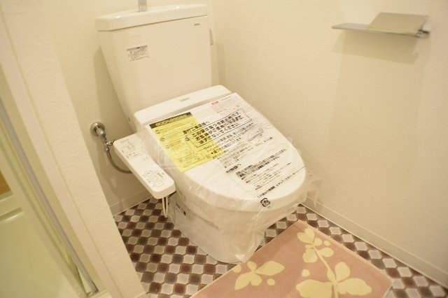 トイレ　他号室参考写真です