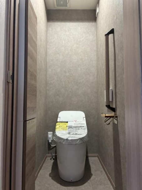 北駒込1丁目戸建のトイレ写真