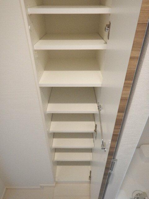 収納　シューズBOX