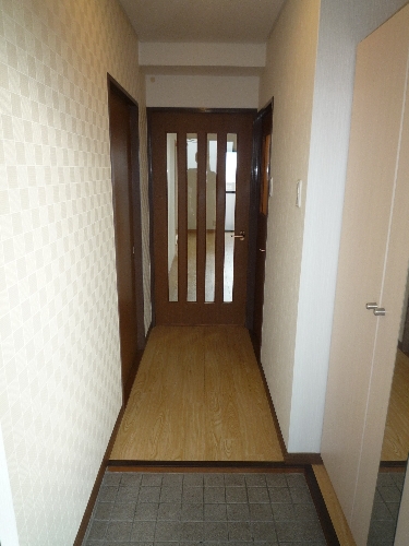 玄関　※同間取りの別部屋です