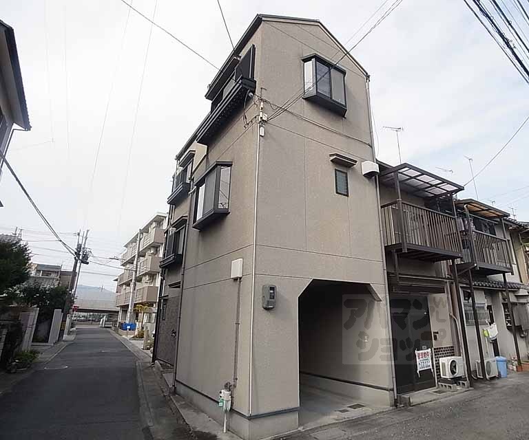 川島滑樋町貸家43-11の外観写真