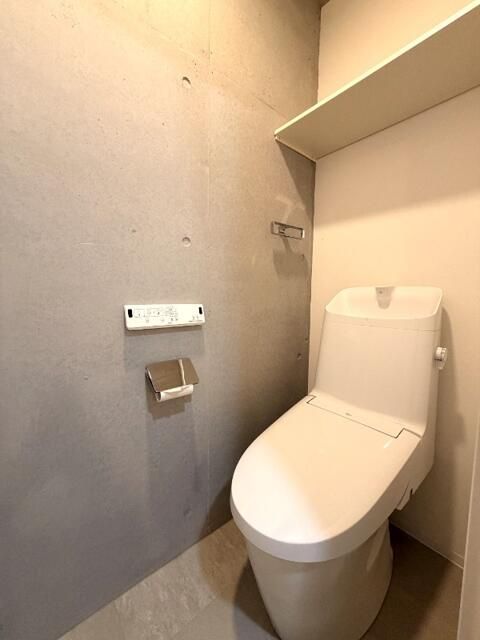 トイレ　ゆったりとした空間のトイレです