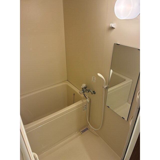 バス・シャワールーム　別部屋のお写真です。