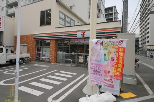 コンビニ　セブンイレブン 大阪中央3丁目店（コンビニ）まで108m