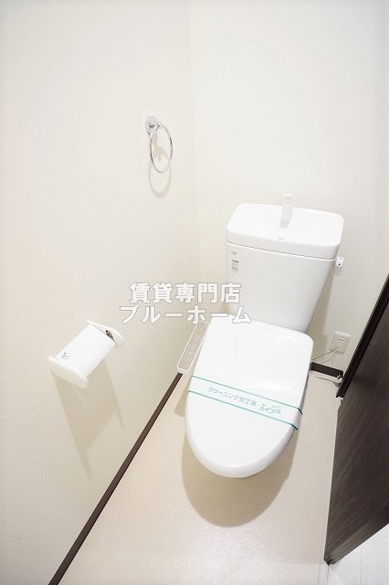 トイレ　温水洗浄便座です！